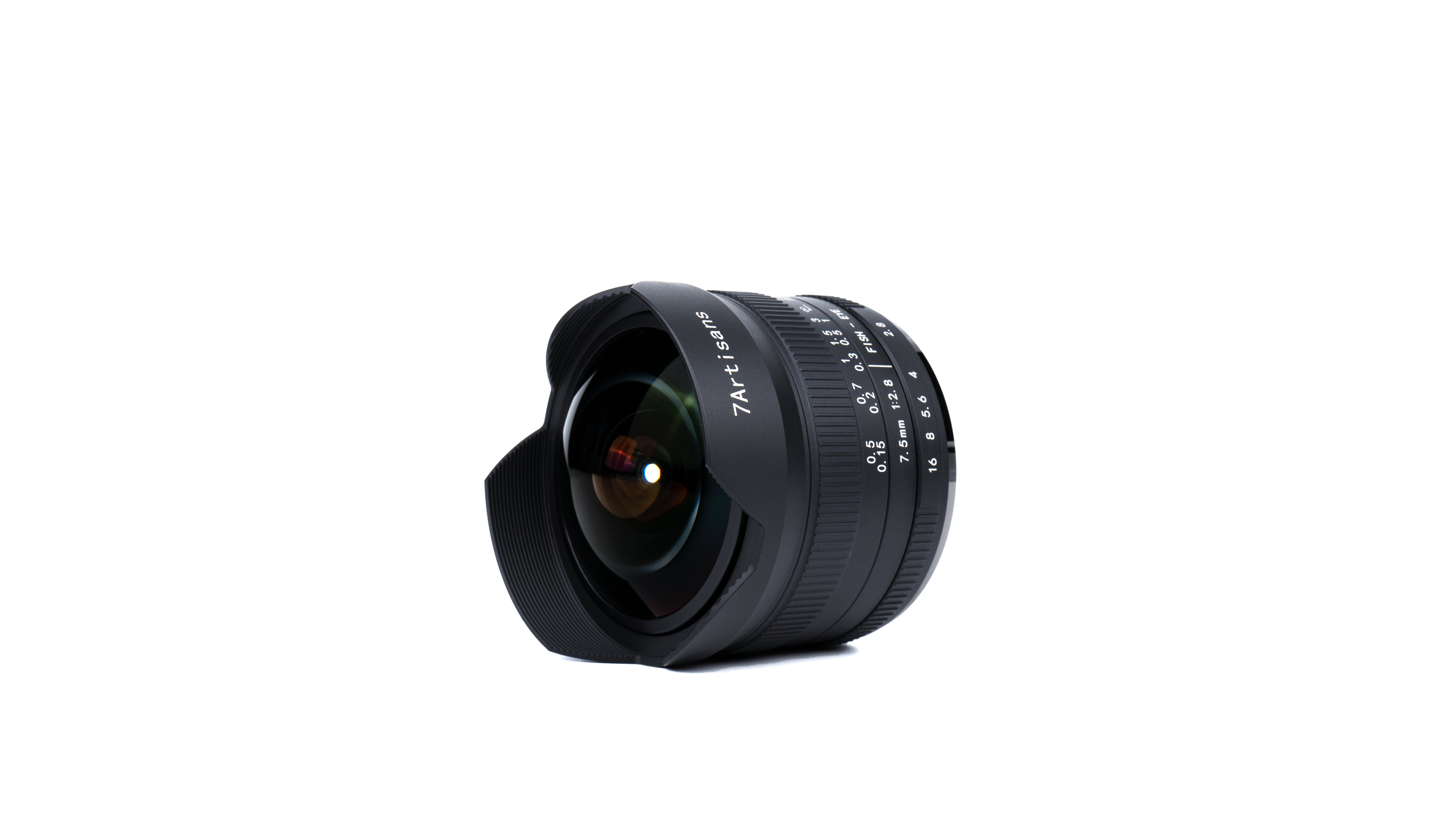 7.5mm F2.8 MK II lens